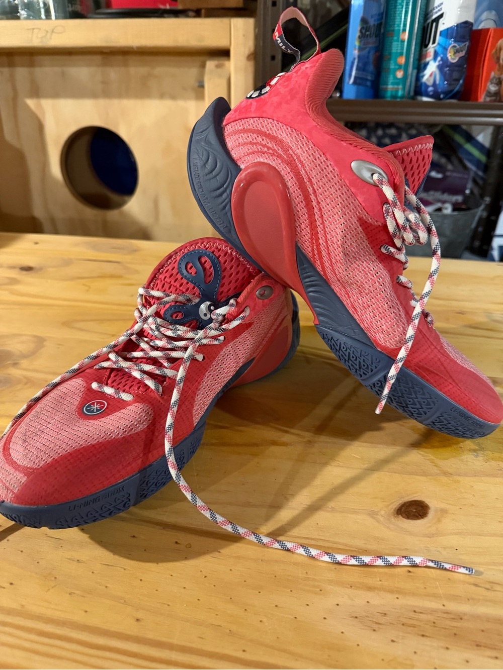 Way of wade men’s basketball sneakers